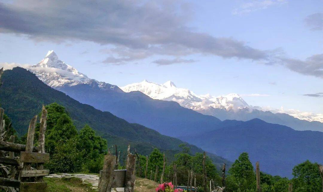 为什么有这么多人痴迷于去尼泊尔爬山