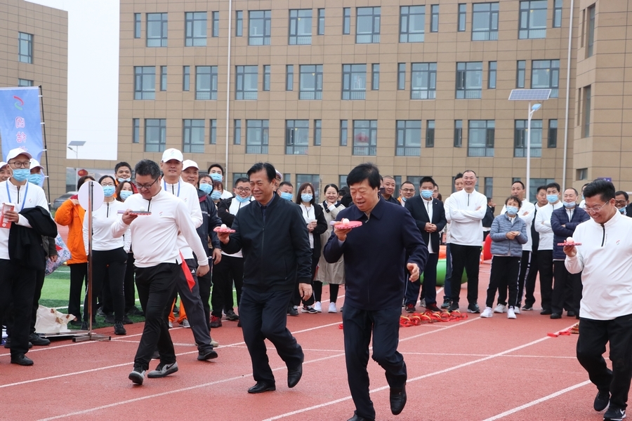 宜城魏海峰照片图片