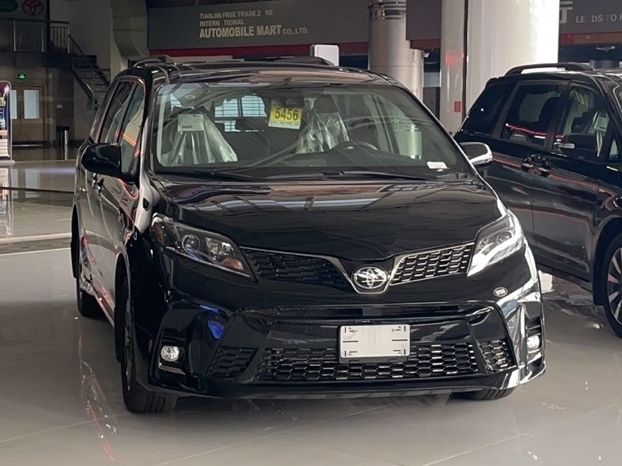 国六20款35丰田塞纳港口提车促销5万起