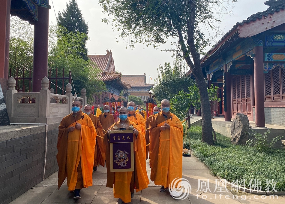 天津峰山药王古寺举行临济宗传法大典