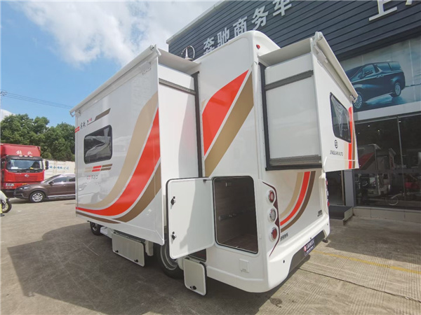 金冠宾歌依维柯双拓展房车低价来袭