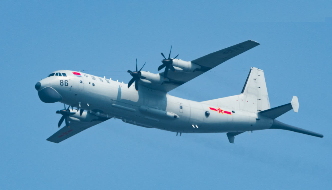 空潜200在更新探测与武备系统后将具备在南海查打"海狼"级核潜艇的