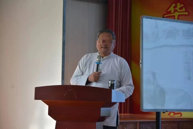 济南一传统文化培训学校校长扇学生耳光 校长被拘学校已关停