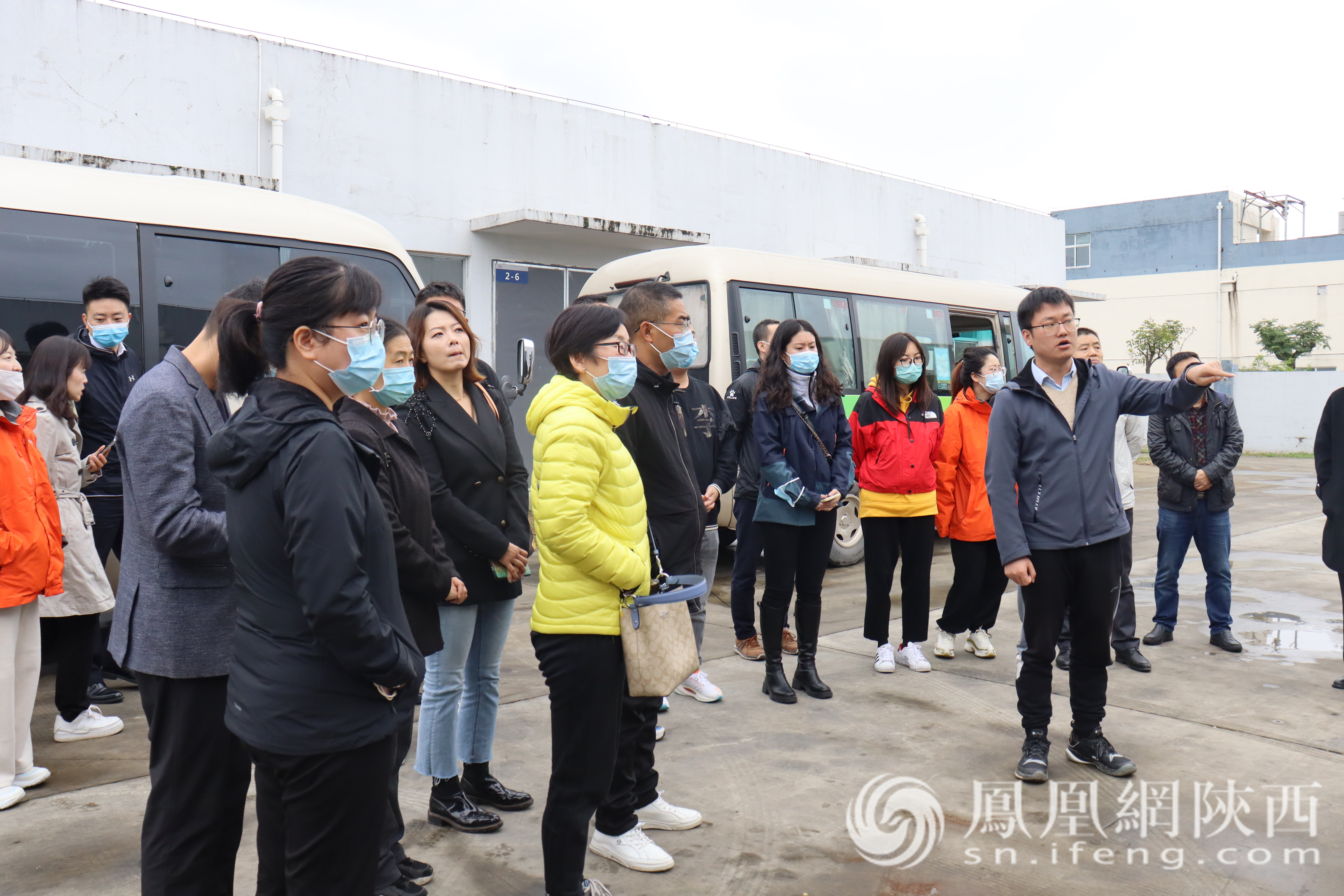 观摩团走进西安高新区固废贮存代表性企业