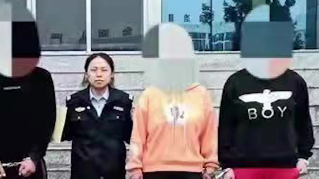 嫖娼男嫌服务时间短报警 警察顺藤摸瓜捣毁卖淫窝点