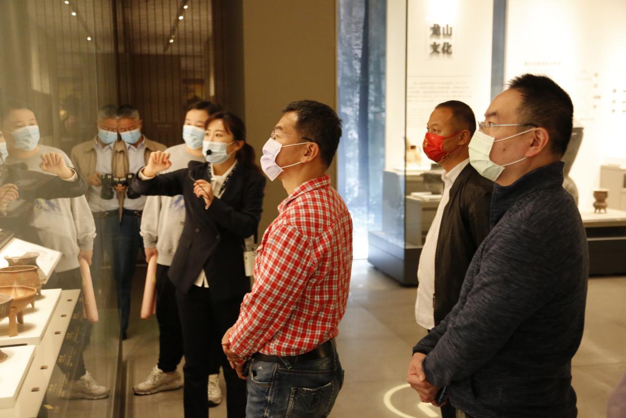 维德生物科技有限公司台港澳记者走进济南药谷产业园生命科学城此次