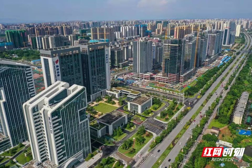 这场数字盛会前瞻衡阳数据经济发展大势