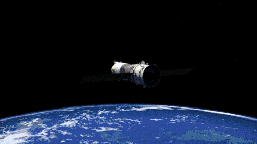 神舟十三号成功对接 3名航天员进驻中国空间站