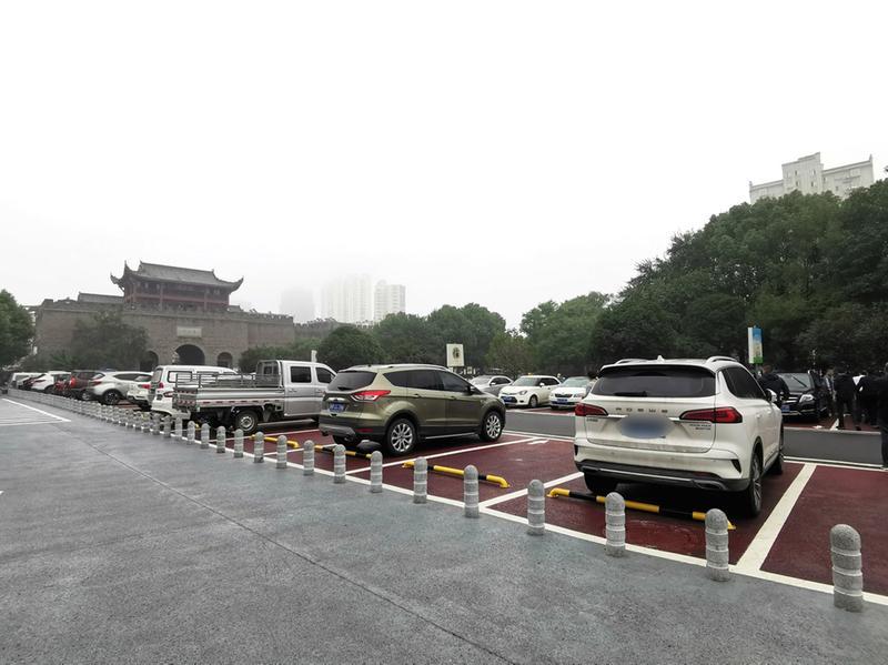 池州市通达广场改造完工停车难问题缓解