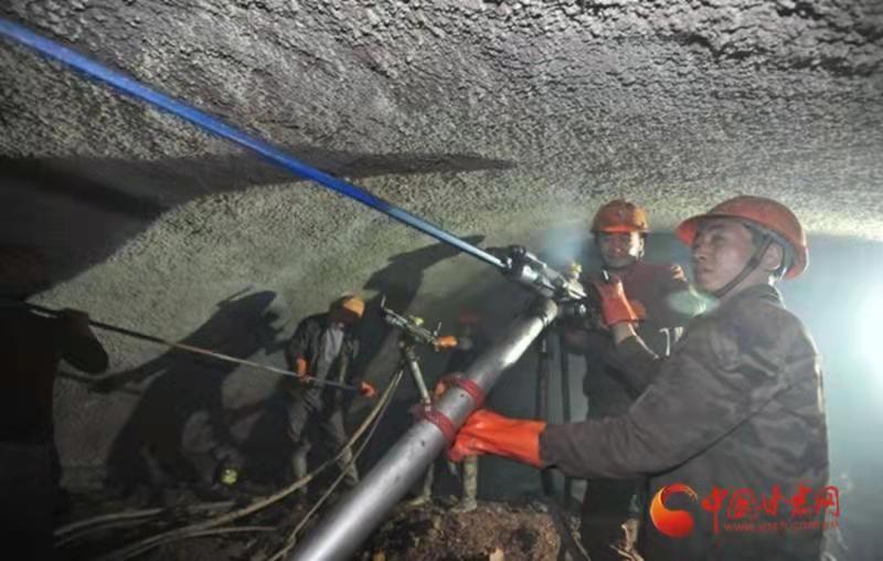 隧道工程不良地质带密布,建设难度大。