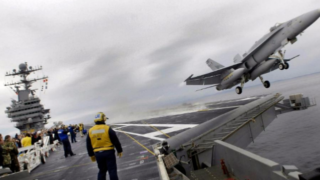 常规动力与核动力航母相比有何不同？专家解读航母电磁弹射