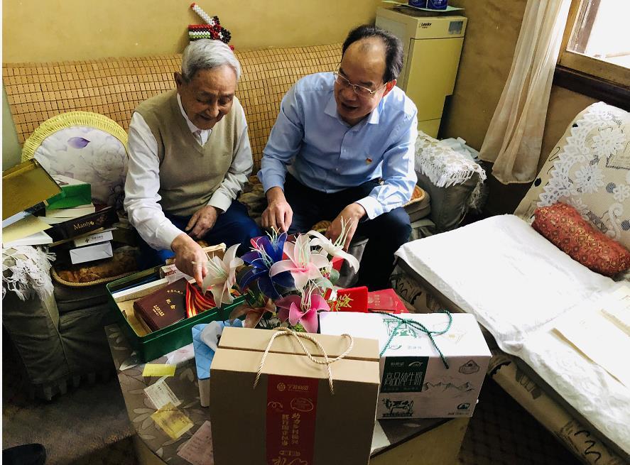 情暖重阳 甬城第一份凉山好礼套餐送出！