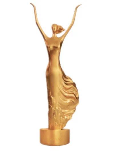 泰山文艺奖艺术突出贡献奖获奖者曾毅用责任和担当走好50年摄影路