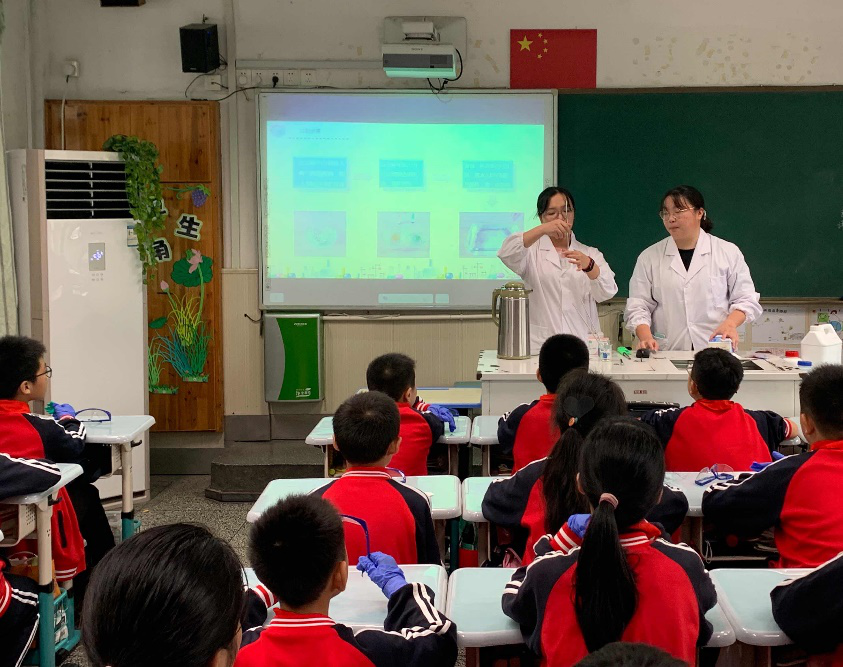 “双减”在浙里丨趣味科普实验走进绍兴市培新小学第二课堂