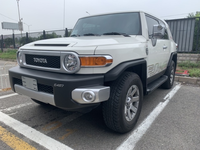 20款丰田fj酷路泽 双油箱 现车包牌包税