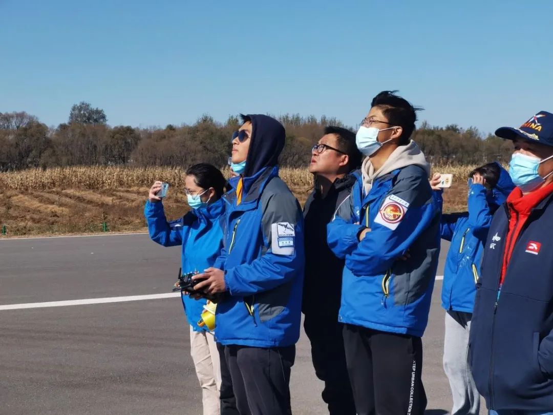 太阳能飞机比赛现场
