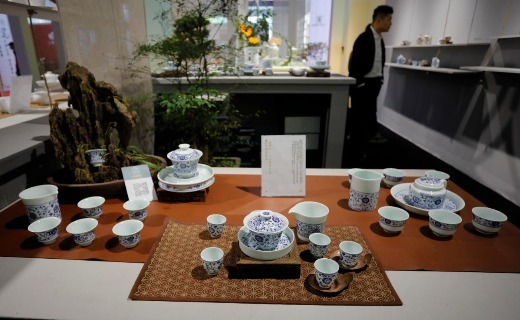 诚德轩瓷器六大茶器套组亮相景德镇国际陶瓷博览会