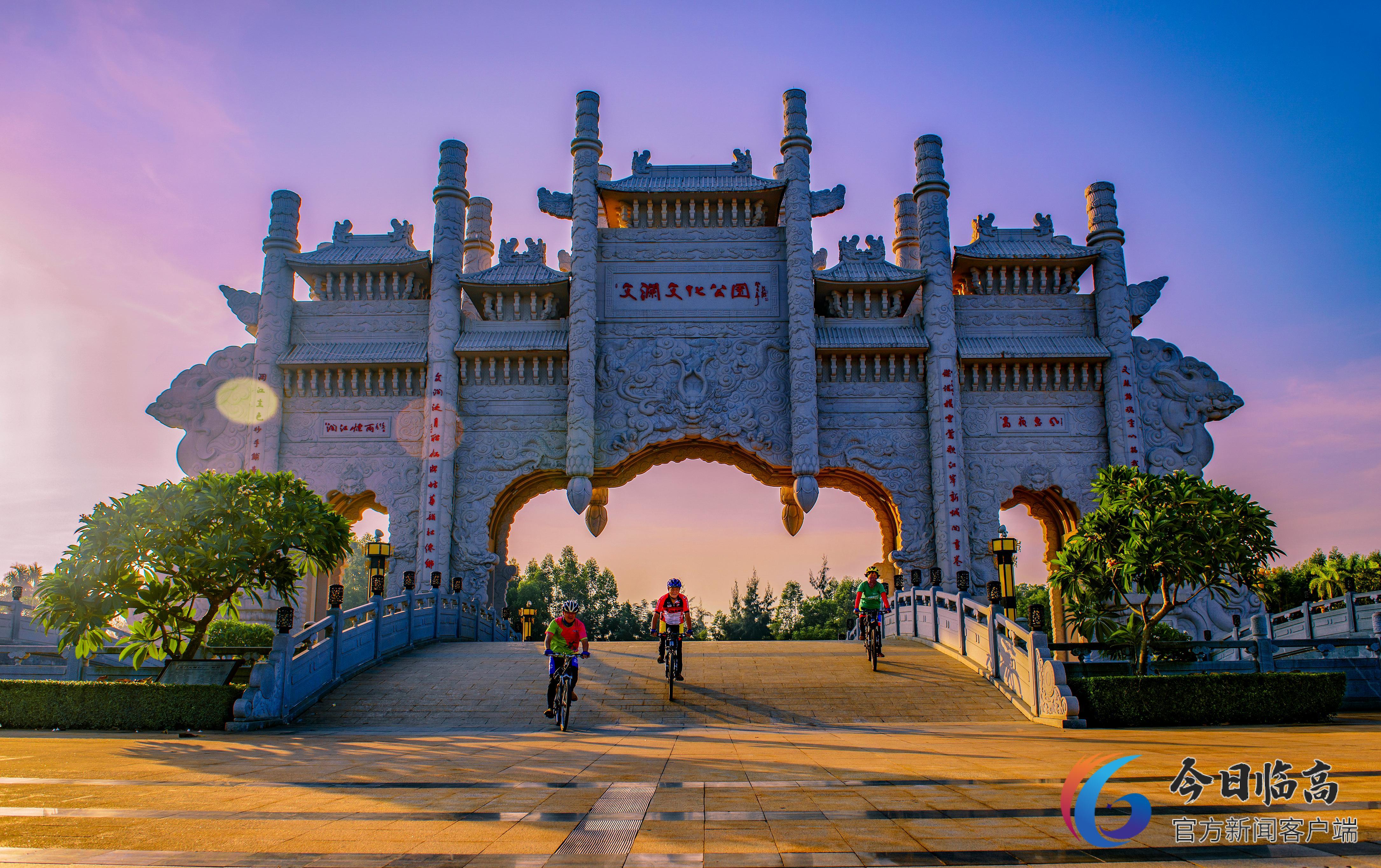 食尚潮玩市集2021年海南临高旅游文化美食节暨海南旅游美食与商品巡回