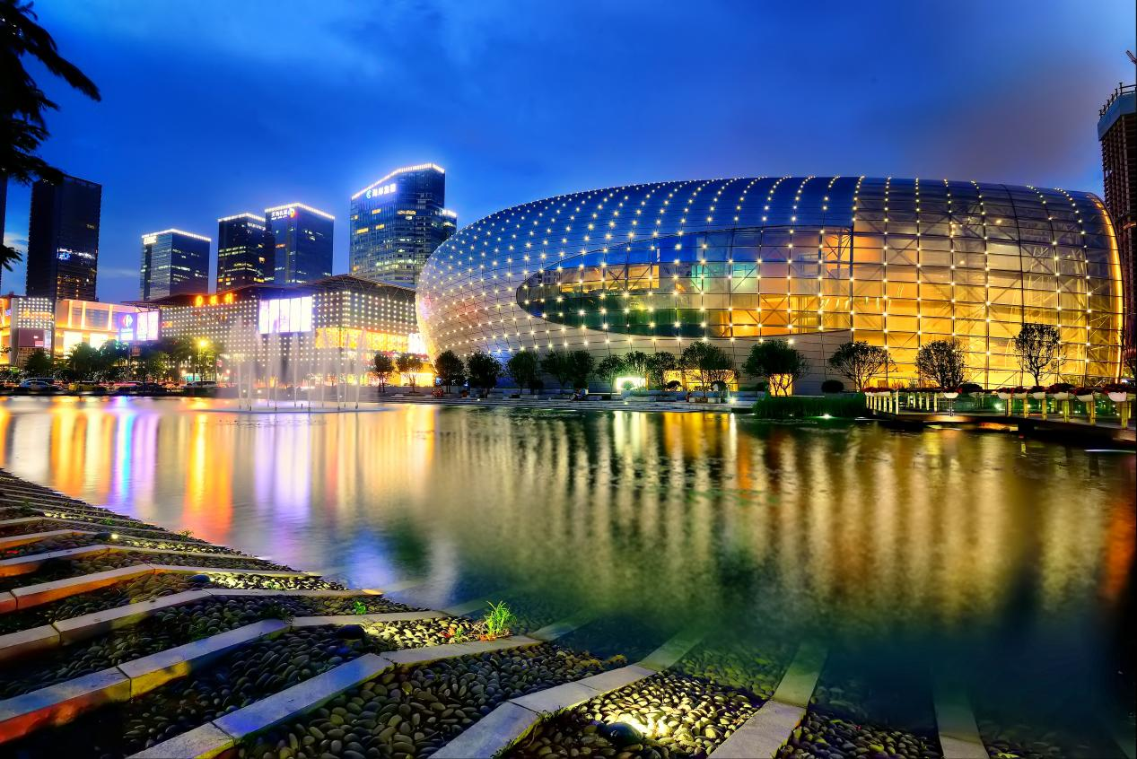 对话消费场景深圳保利剧院品艺术表演尝戏剧精粹