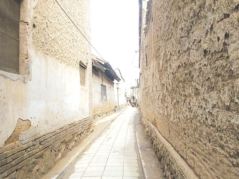 天水西关二郎巷，相传就是苏蕙织璇玑图的地方。