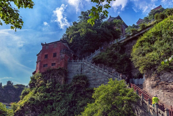 这种武当金顶祈福、休闲的方式 爱了！