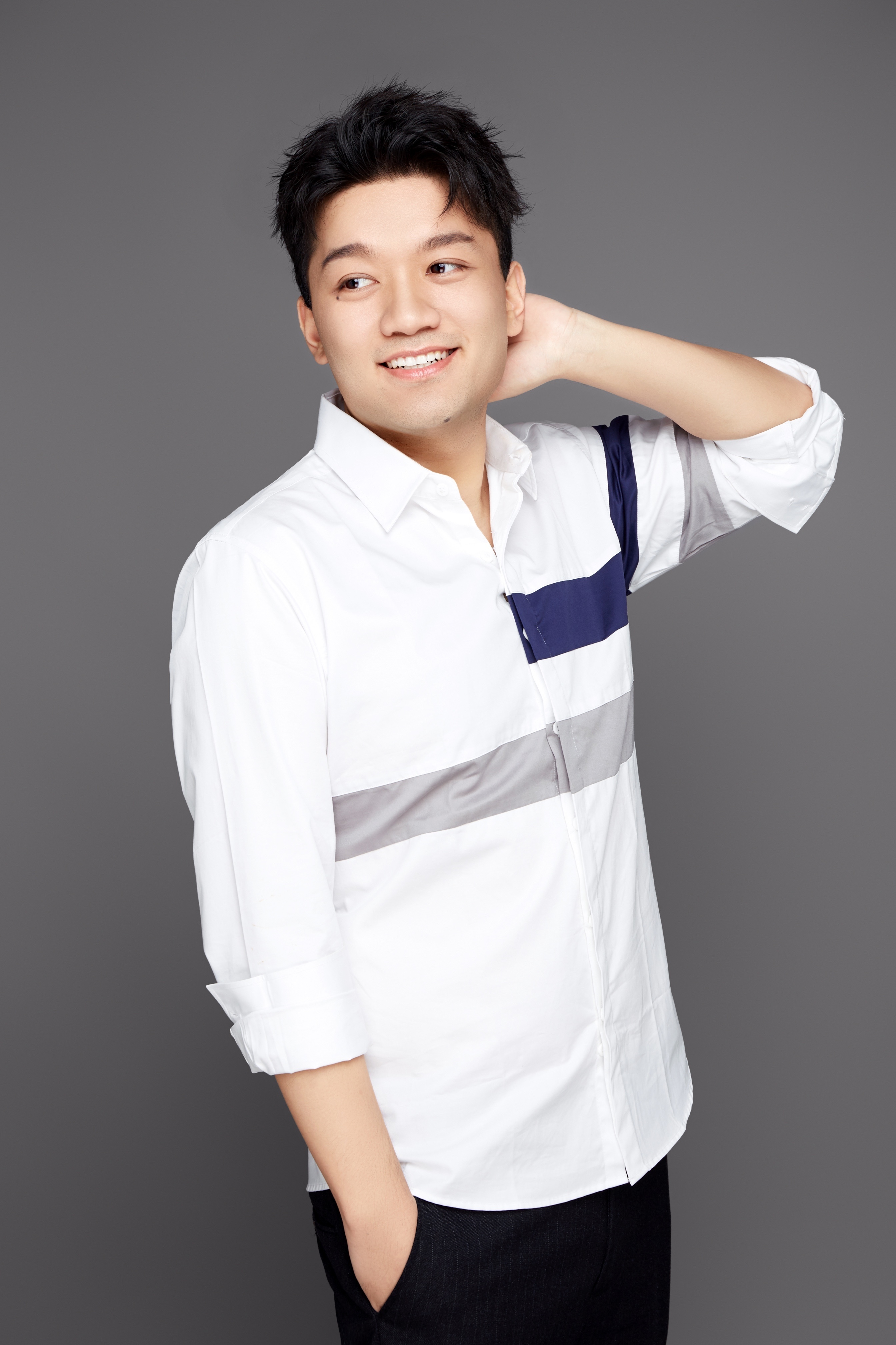 青年演员尤浩然