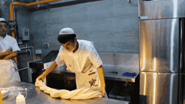 一碗牛肉面，如何坐拥“天下第一面”的称号？