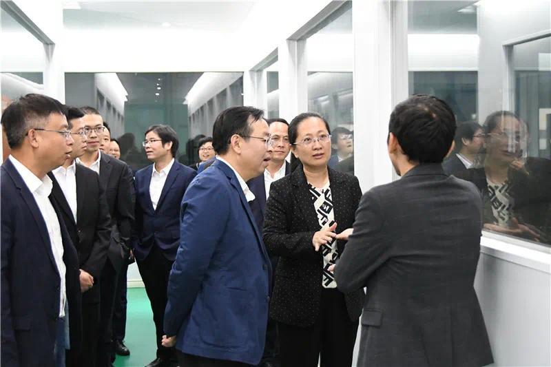 下姜村是淳安县枫树岭镇28个村,大墅镇4个村32村协同发展的区域核心.