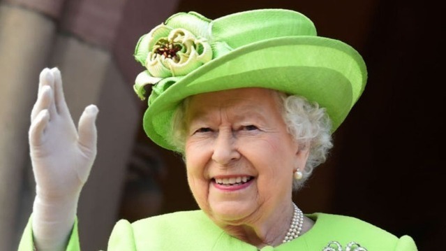 取消访问北爱尔兰 英女王接受医生建议