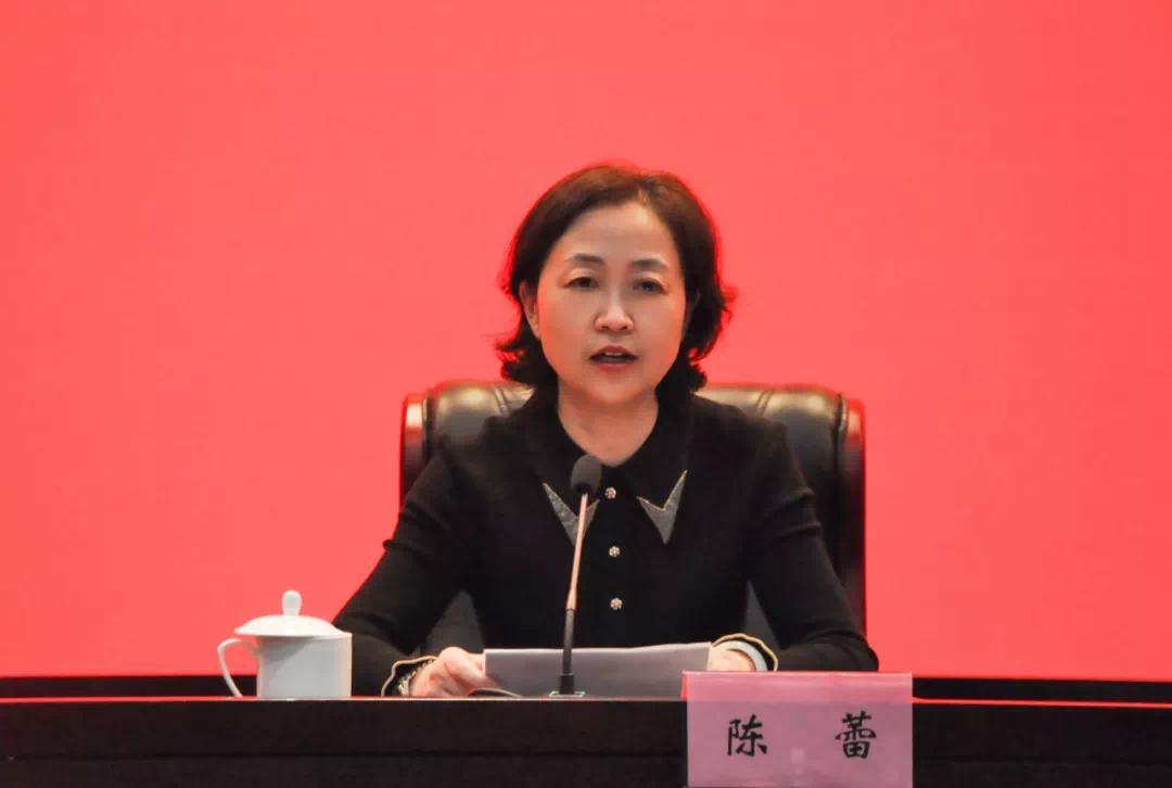 区组织部副部长,人社局副局长,编办主任陈蕾出席开班仪式并讲话,区