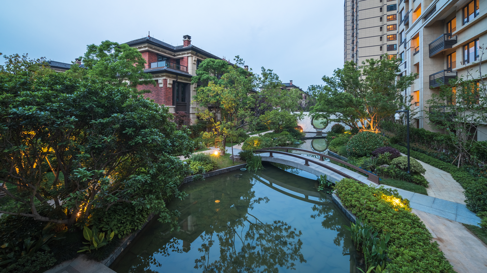 龙湖·蔚澜香缇 | 家门口的江南意境_东杭州楼市-房地产新媒体创新