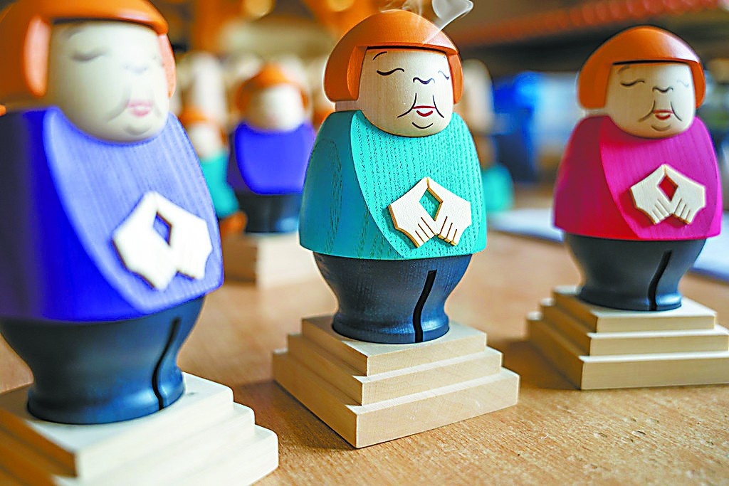 根植于矿山的木头手工艺品