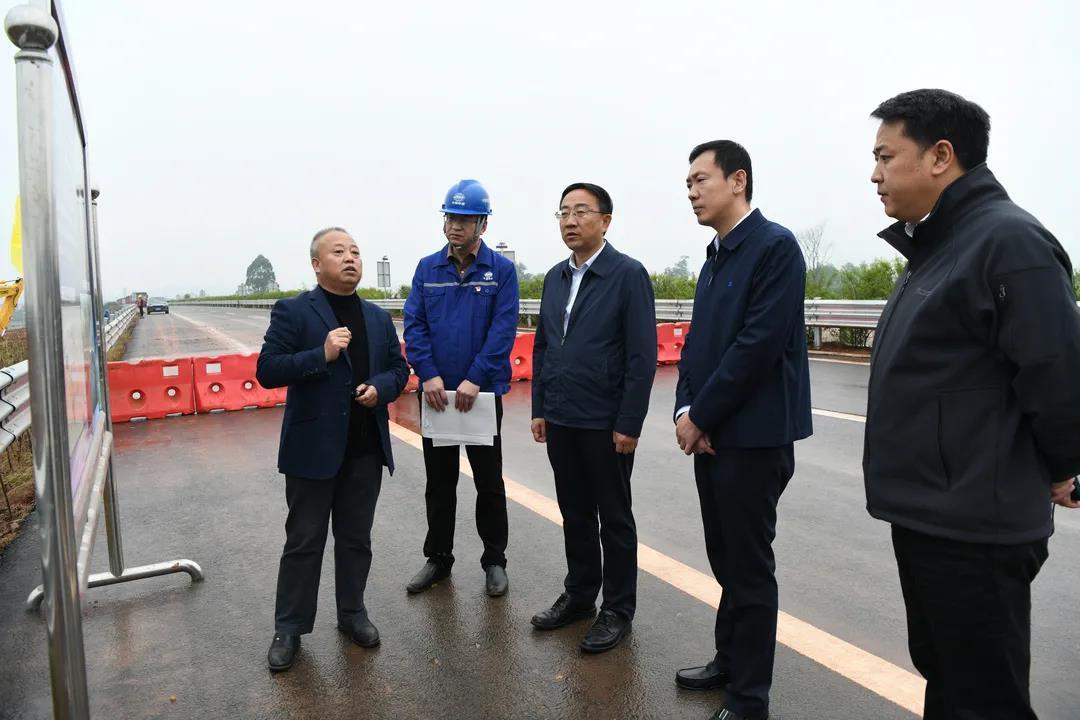 潼南书记张安疆调研交通项目建设提升道路交通内畅外联水平