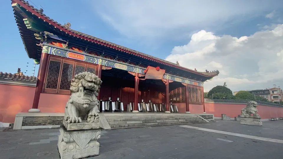 天下第一水司楼被通报后的一年 独山百亿债务何解?(图2) 天下第一水司楼被通报后的一年 独山百亿债务何解?(图2)