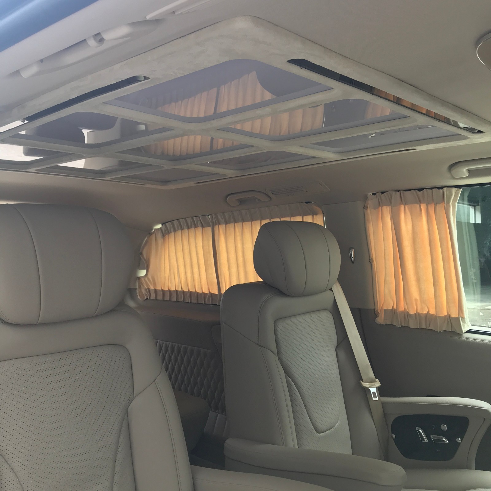 奔驰威霆改装航空座椅内饰升级