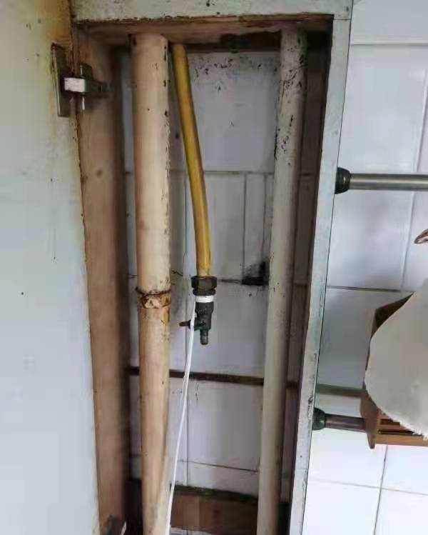 青岛市市北区登州路街道:“党群e家”解难题 助力居民燃气管道维修