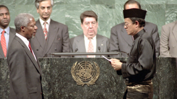 美国为何反对前联合国秘书长加利连任？联合国迎来安南时代