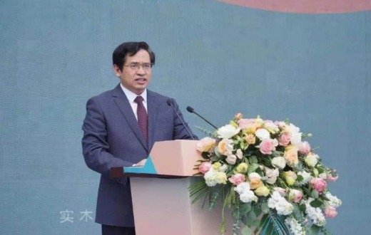 赣州市政府副市长张骅出席开幕式并宣布开幕,南康区委书记何善锦致辞