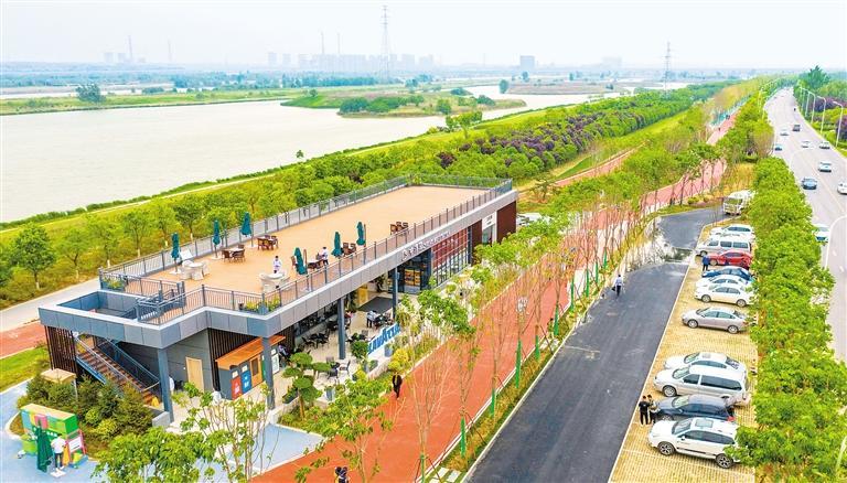 堤固洪畅,渭河安澜。 (记者 翟小雪 摄 资料图片)