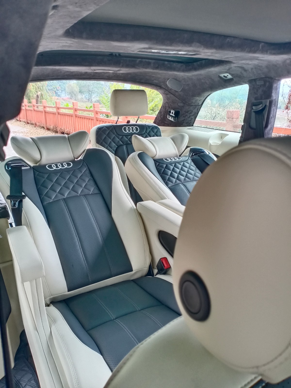 奥迪q7改装航空座椅