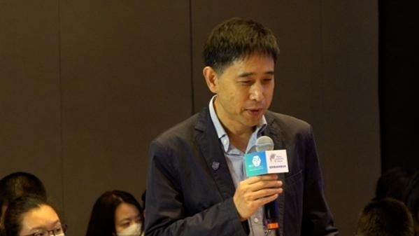 AI要不要人类思维？复旦王晓阳答小科学家