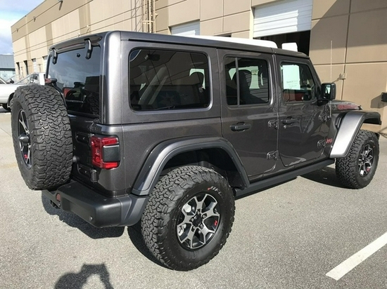 21款牧马人罗宾汉港口现车手续齐55万