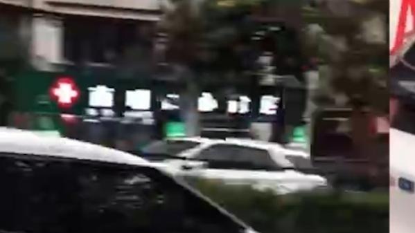 T3出行回应“网约车贴侮辱女性标语”：正核查是否平台车辆