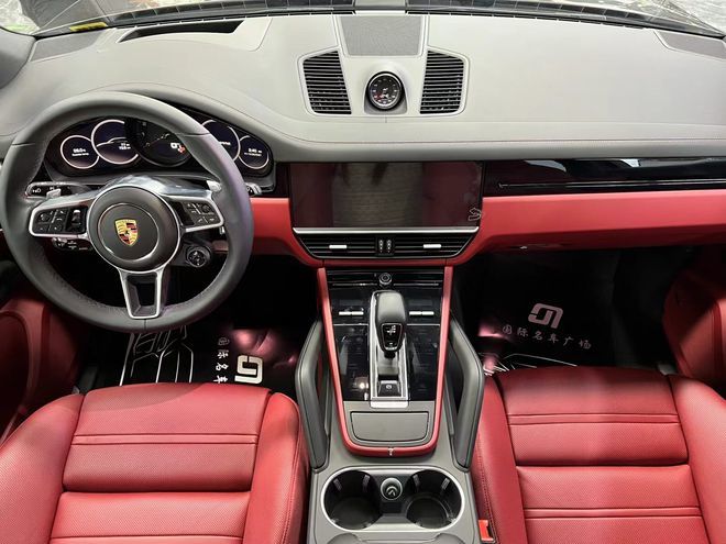 21款保时捷卡宴实车照片具体配置详解