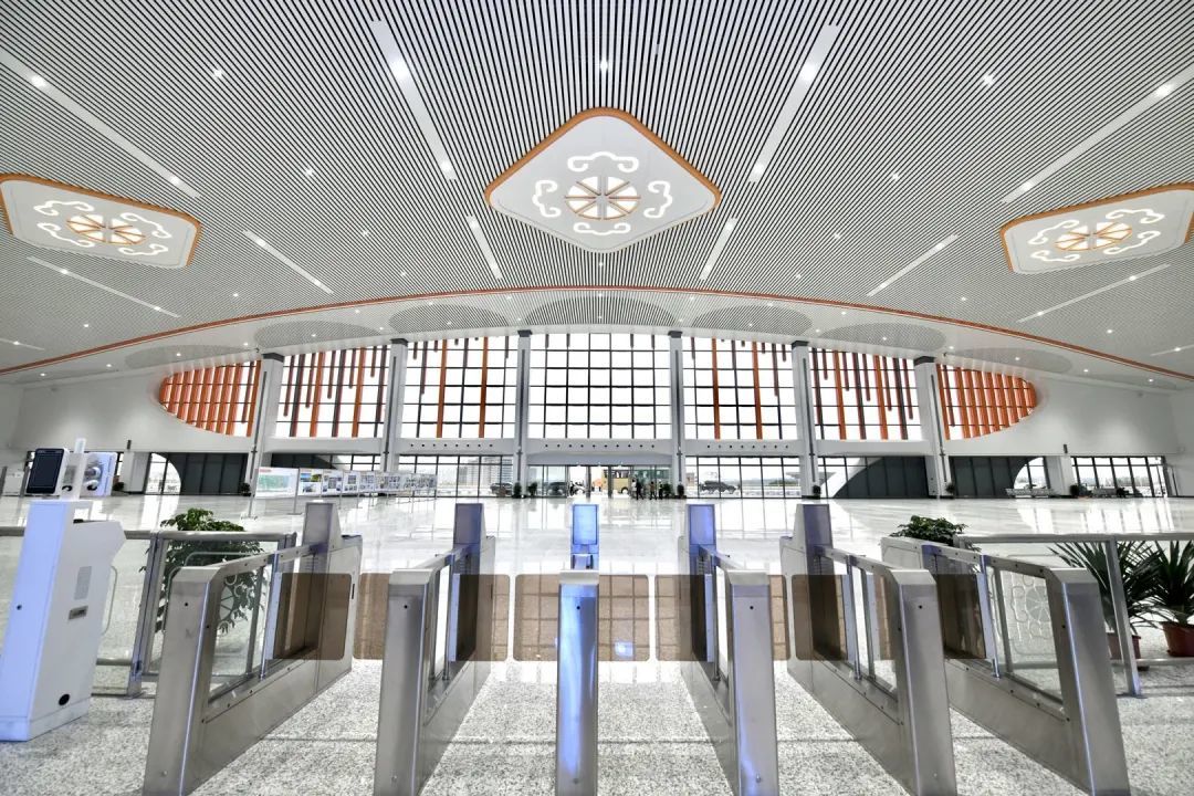 信丰火车站图片