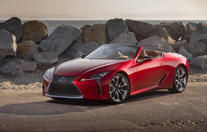 雷克萨斯新款lc500发布搭50lv8引擎想买别急年底就上市