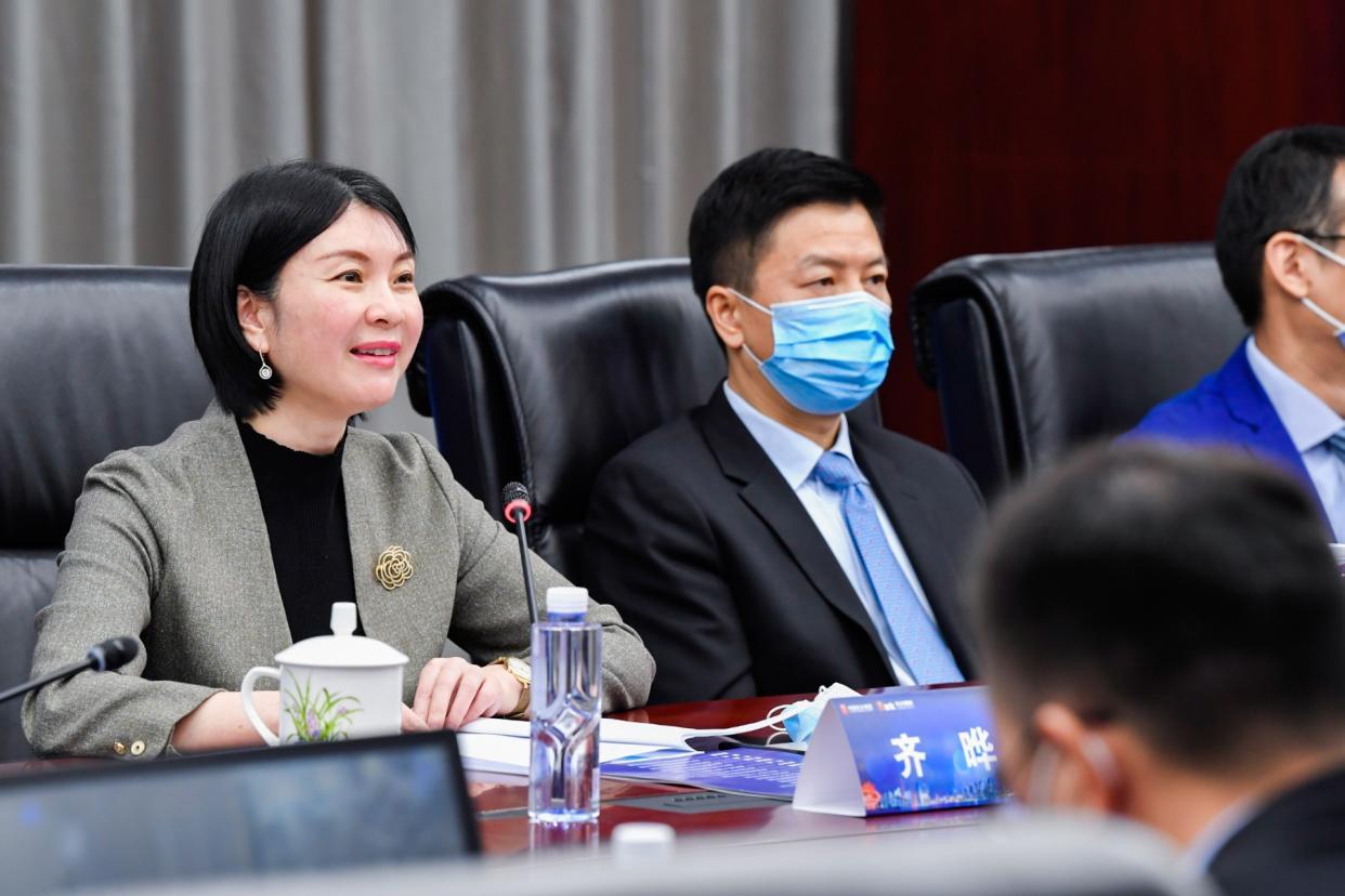 会上,青岛市副市长张军致词表示,开展养老理财产品试点,是国家深化