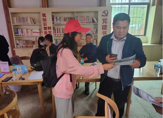 江西经济管理干部学院开展“送法进乡村”活动