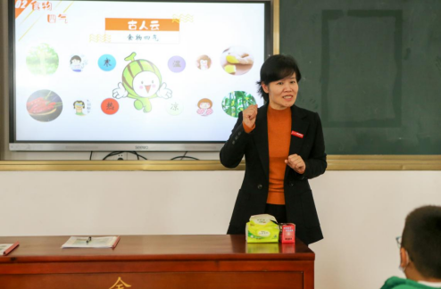 中医药文化走进南昌红谷滩区碟子湖学校