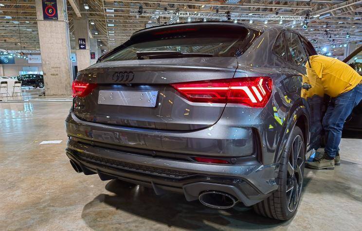 澳门车展探馆奥迪rsq3sportback